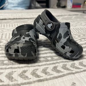 6c toddler boy crocs